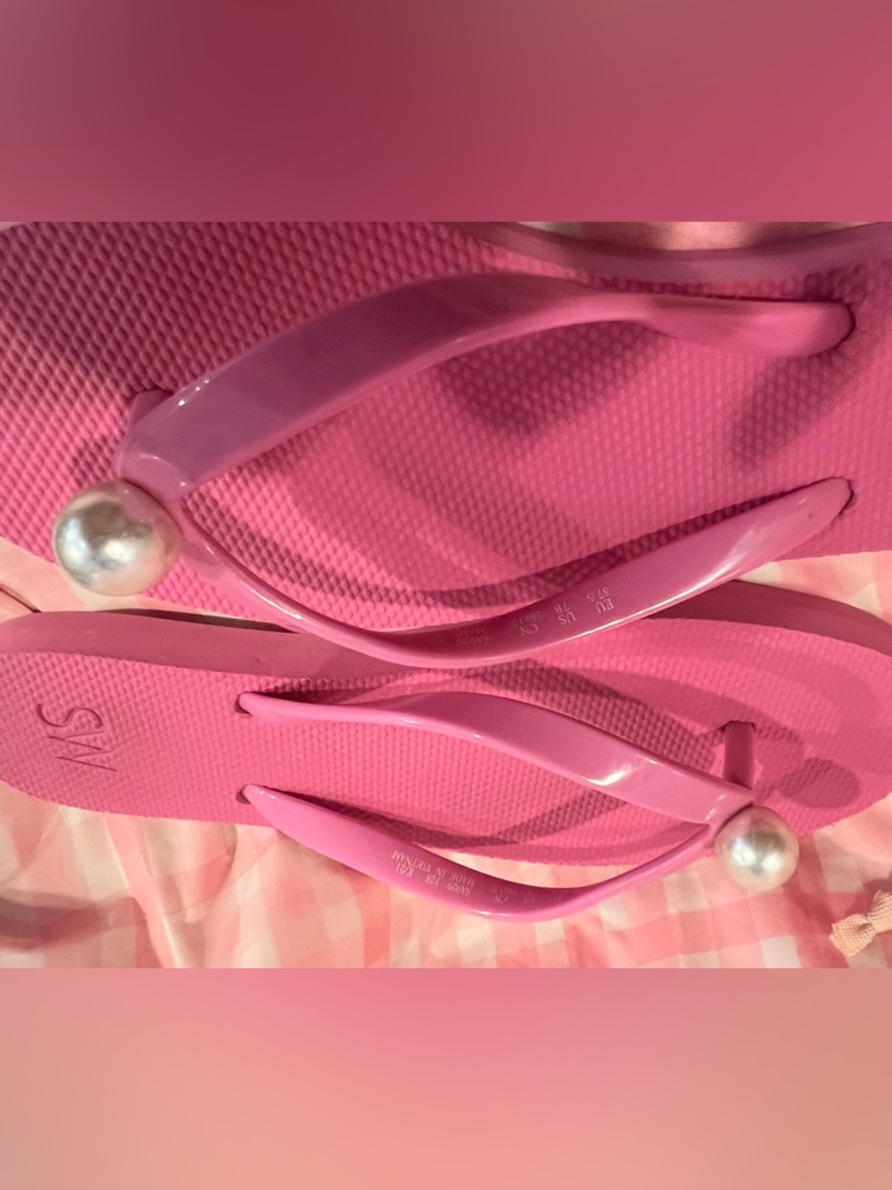 Stuart Weitzman Pink Pearl Thong Sandals | Jelly Flip Flops | Size 7 | EUC - Picture 5 of 9